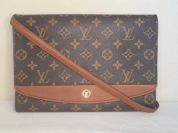 Louis Vuitton Handbags - Louis Vuitton Monogram Bordeaux Bag Clutch Crossbody Vintage LV Removable Strap